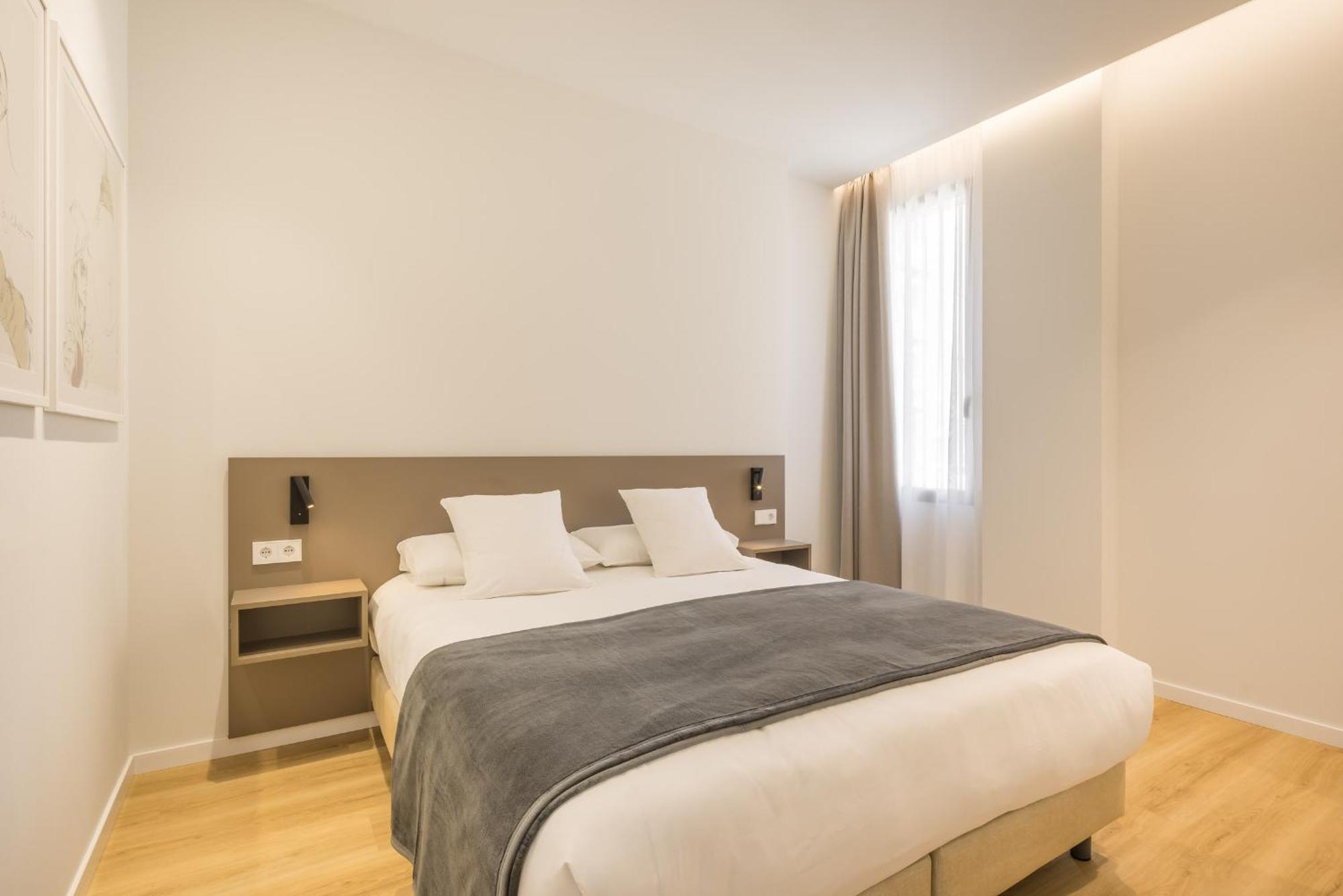 فالنسيا Mon Suites Jardin De Ayora الغرفة الصورة